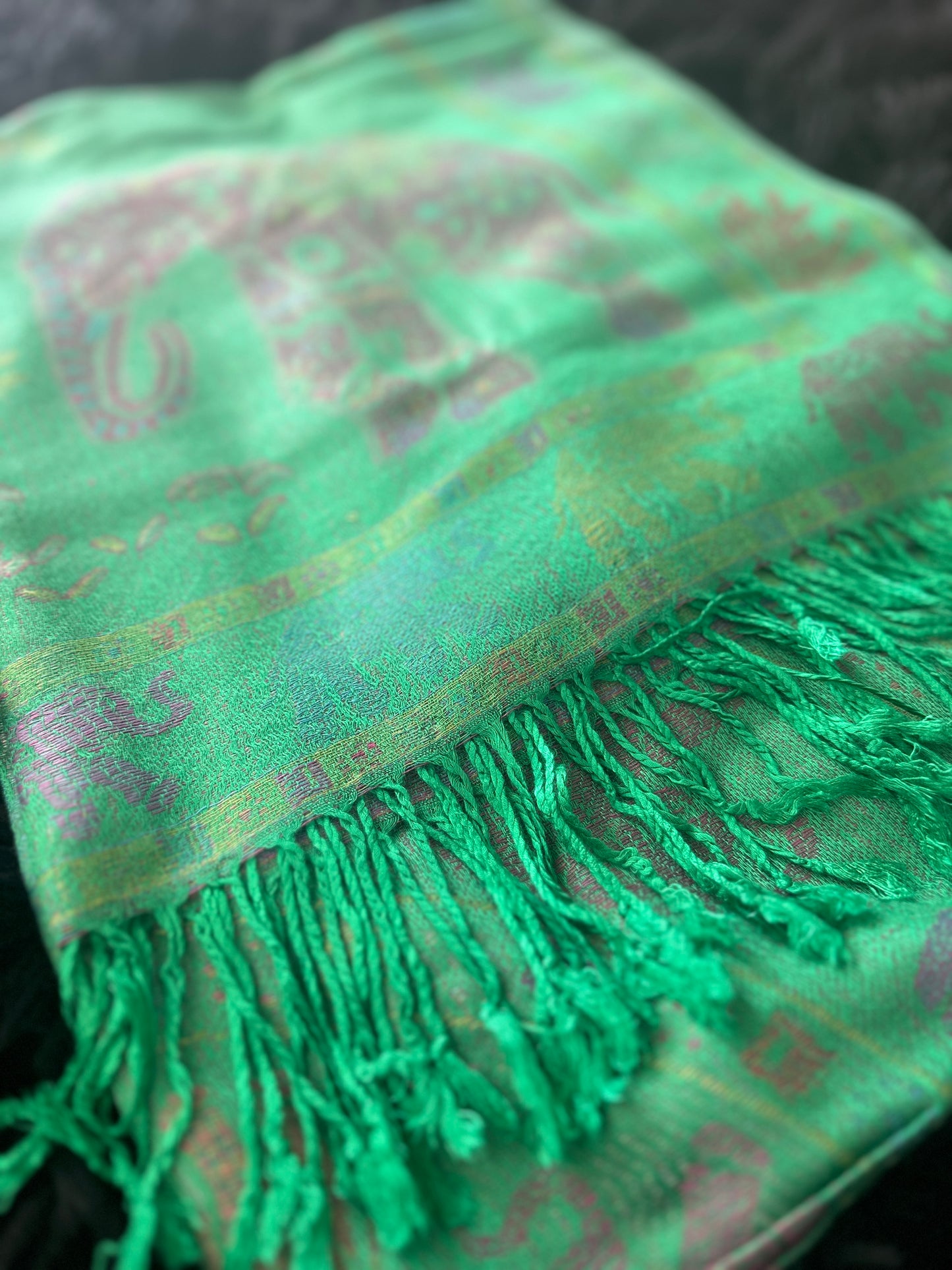 Pashminas Green Elephant