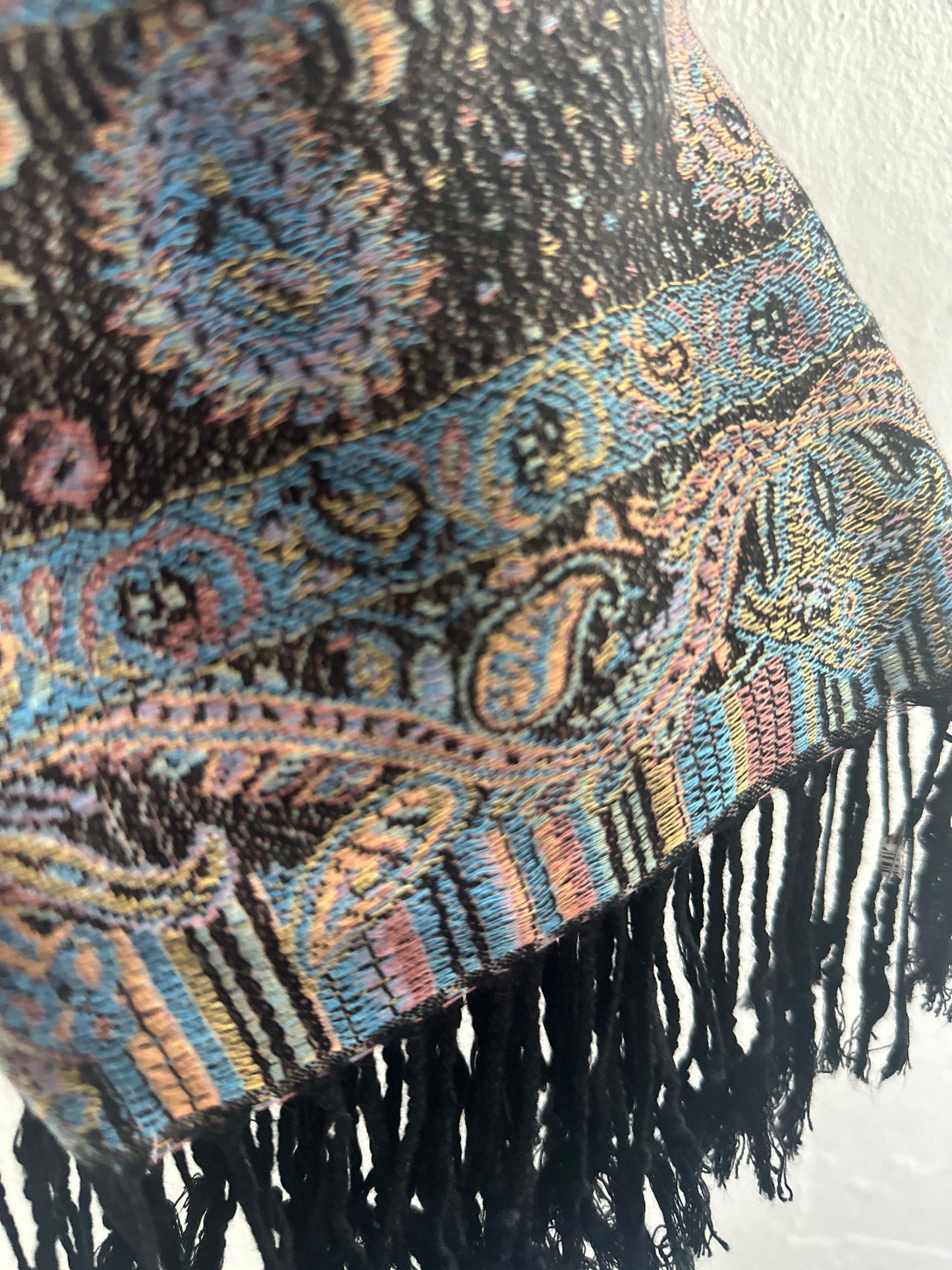 Pashmina Black with colors details