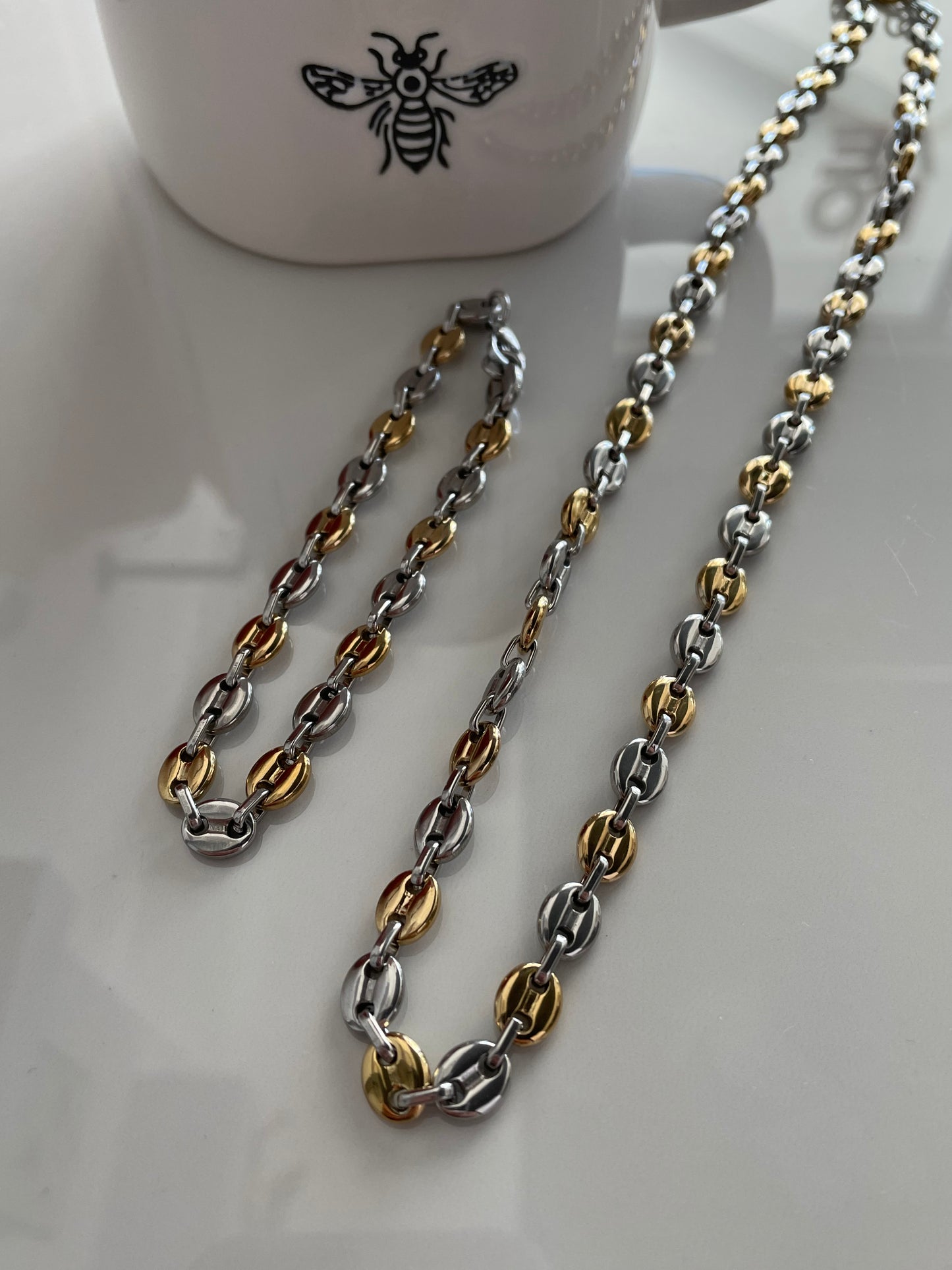 Linked Two Tone