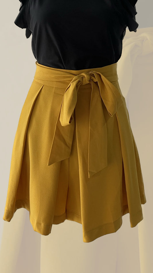 Bee Shorts